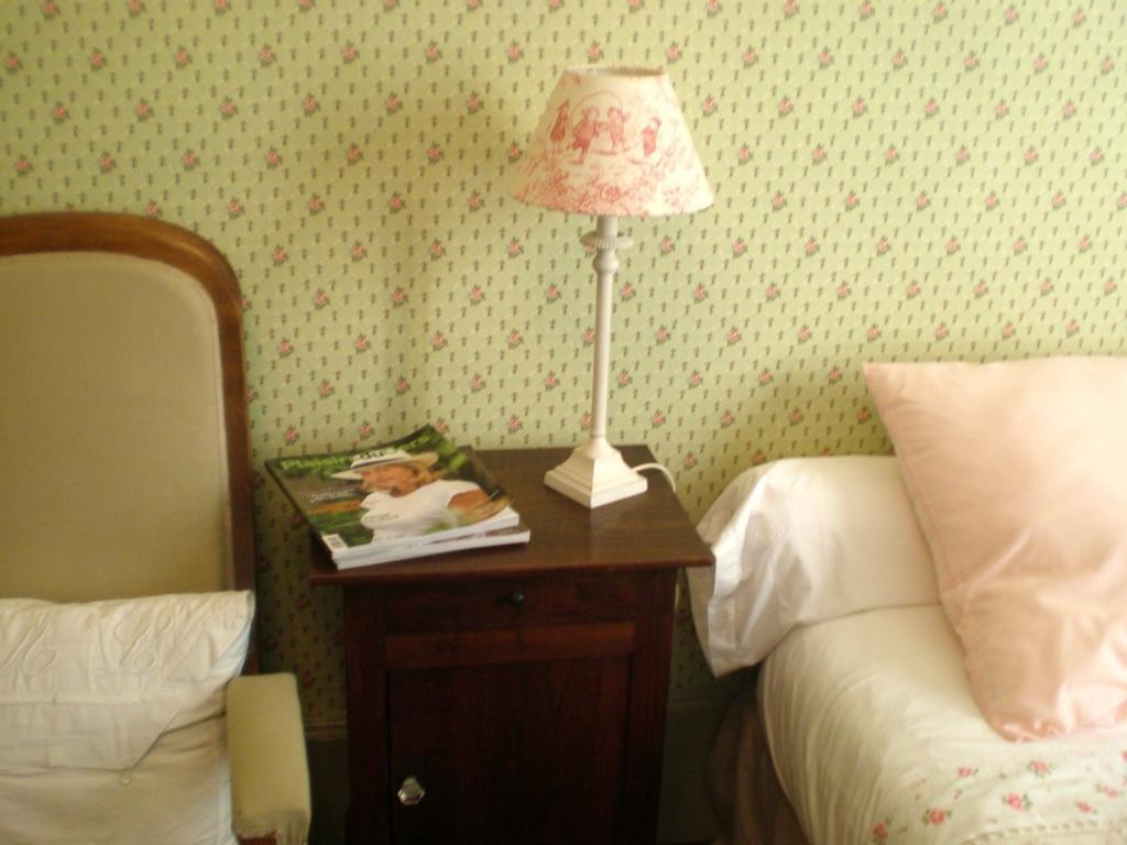 Bed and Breakfast La Demeure Saint Clar Habitación foto